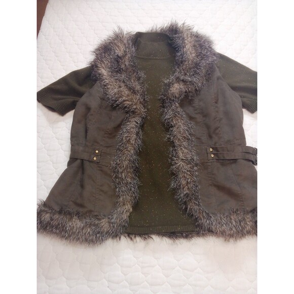 Women's Green Two-piece Set Mock Turtleneck / Vest With Fur Size Large - Picture 3 of 16